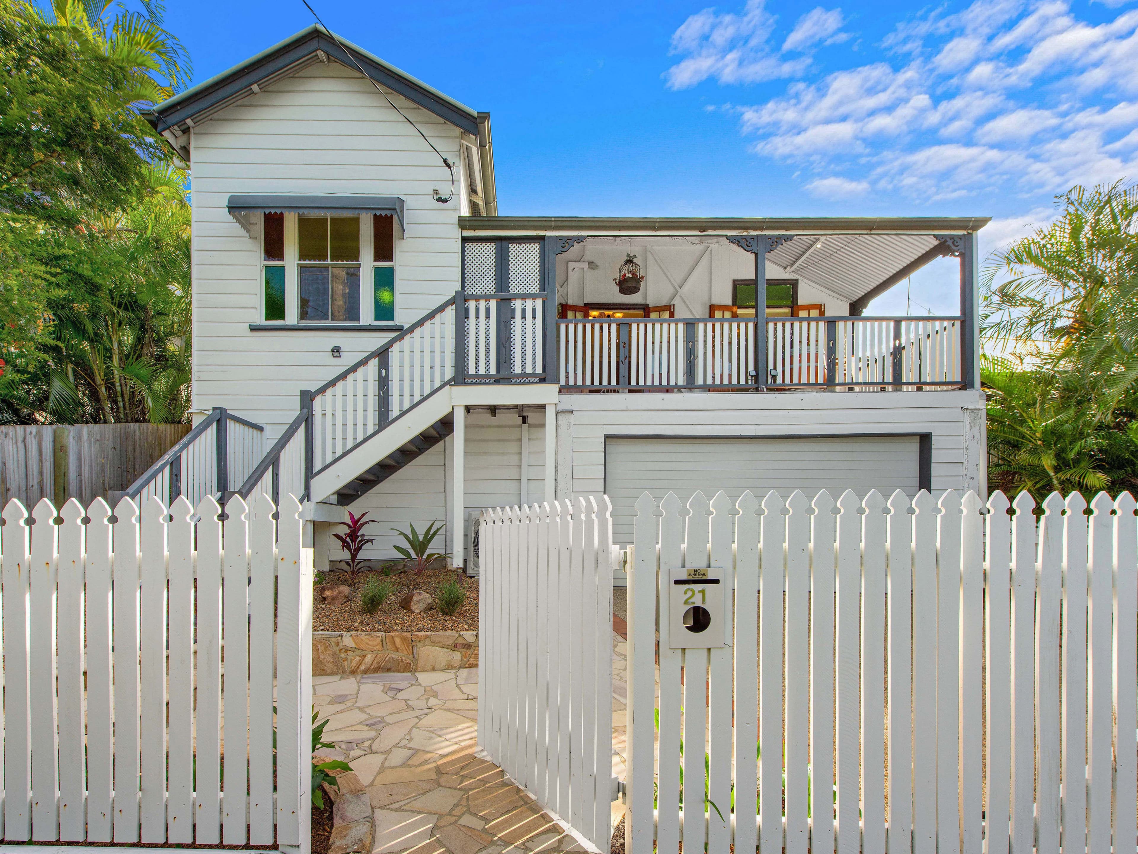 21 Manchester Terrace, Taringa QLD 4068, Taringa - Image 1