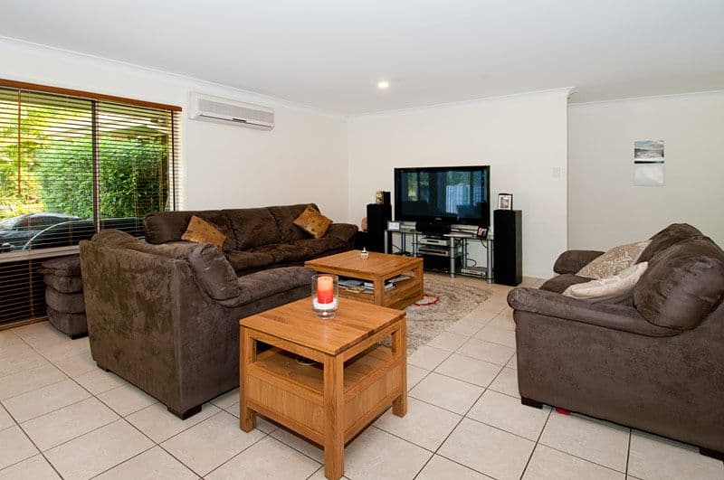 22 Broxbourne Place, OXENFORD QLD 4210, Oxenford - Thumbnail 2