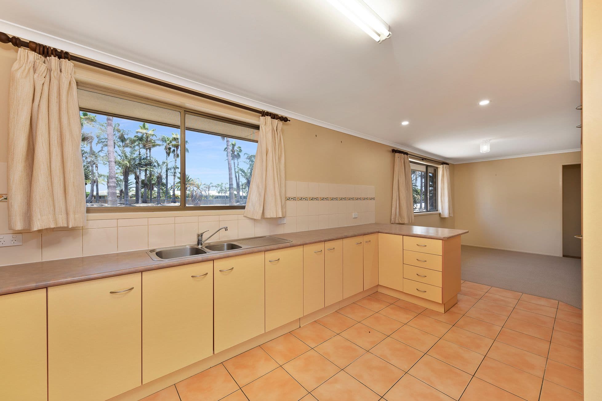 164 Woongarra Scenic Drive, Bargara QLD 4670, Bargara - Thumbnail 5
