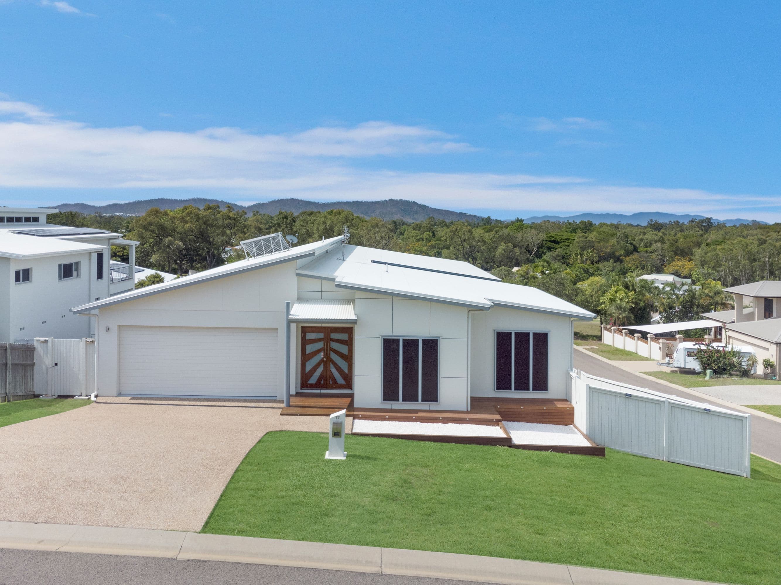17 Horizon Drive, Douglas QLD 4814, Douglas - Thumbnail 4