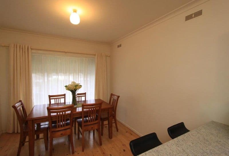 33 Curtin Street, FLORA HILL VIC 3550, Flora Hill - Thumbnail 4