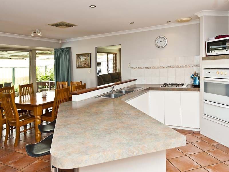 79 Bindoon Loop, HUNTINGDALE WA 6110, Huntingdale - Thumbnail 4