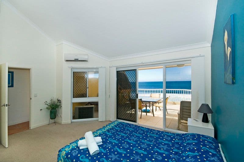 2 Seventeenth Avenue, Palm Beach QLD 4221, Palm Beach - Thumbnail 4