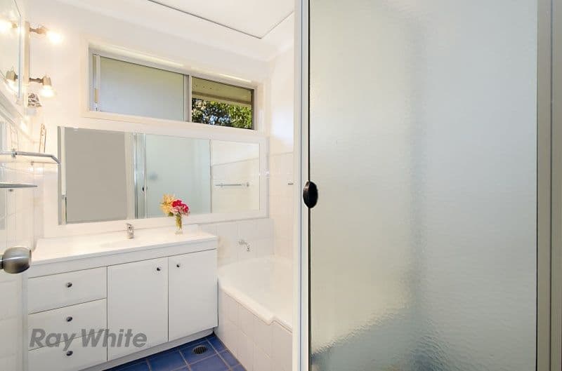 4 Brucedale Drive, BAULKHAM HILLS NSW 2153, Baulkham Hills - Thumbnail 6