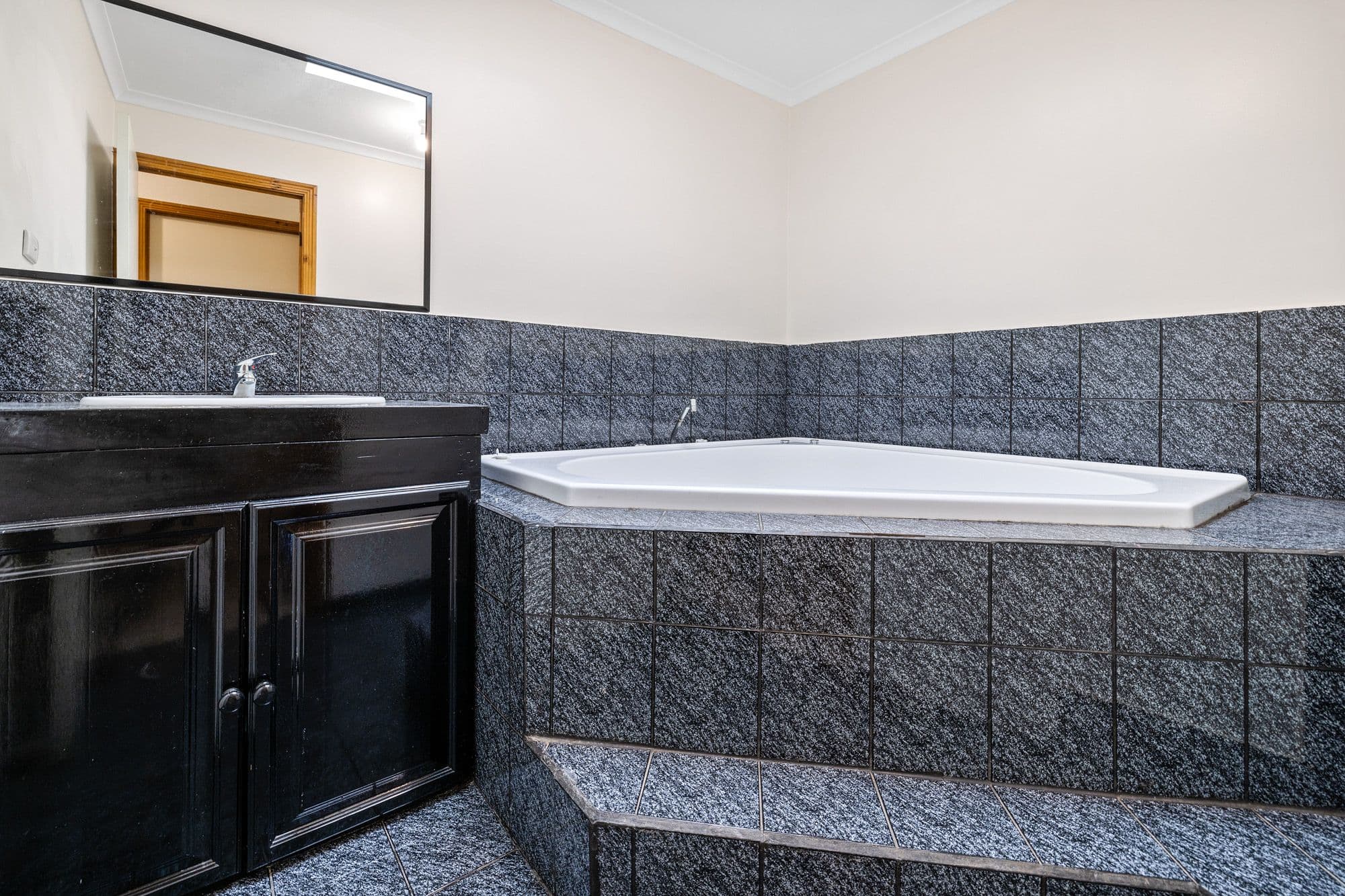 3 Lentara Crescent, Wyndham Vale VIC 3024, Wyndham Vale - Thumbnail 7