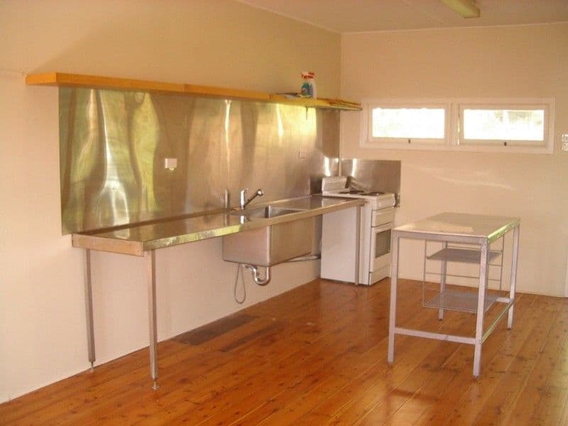 40 Deakin Avenue, SOUTHPORT QLD 4215, Southport - Thumbnail 7