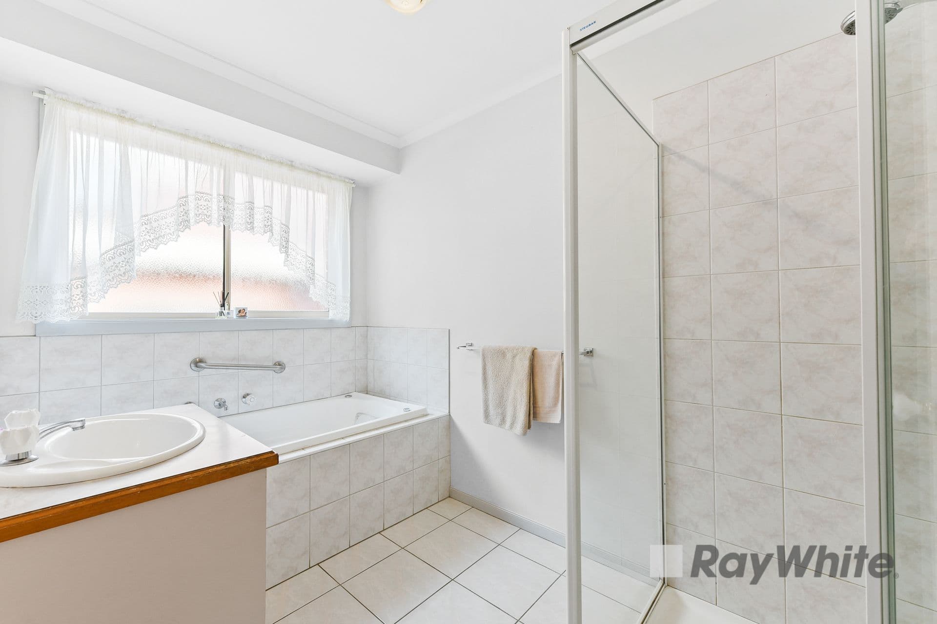 11 Frangipani Close, Endeavour Hills VIC 3802, Endeavour Hills - Thumbnail 7
