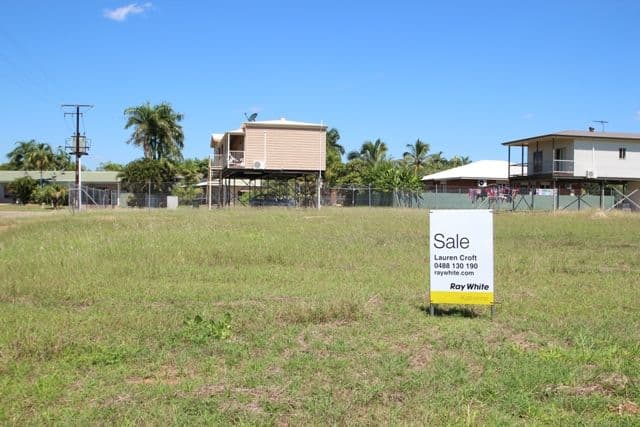 2 Wilson Drive, KATHERINE NT 0850, Katherine South - Thumbnail 2