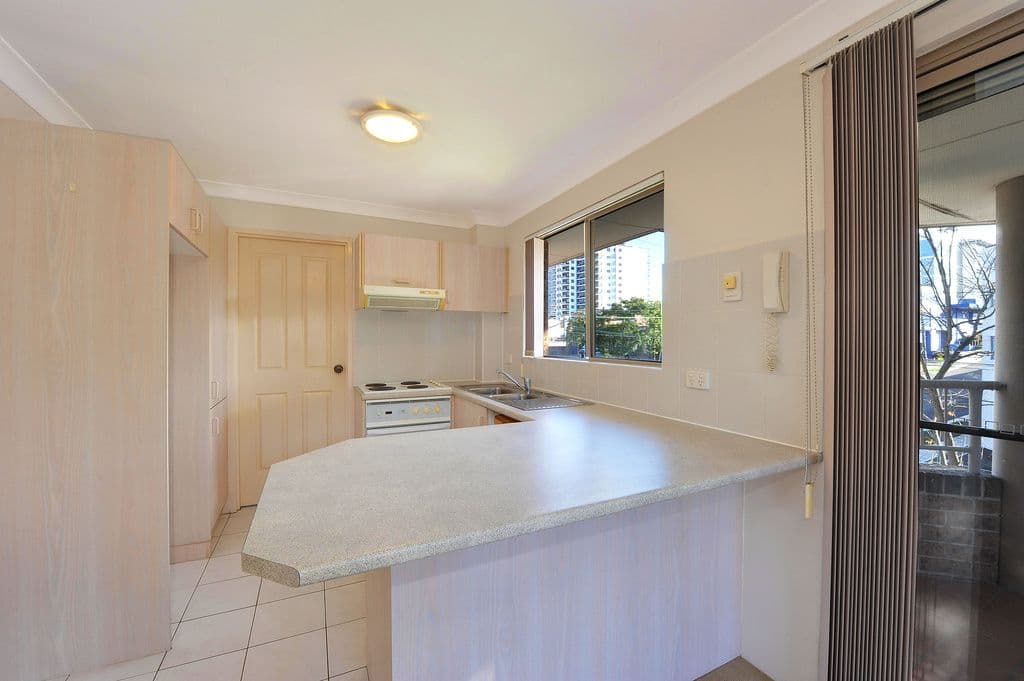 15 Castella Street, Ivanhoe East, Ivanhoe East - Thumbnail 3