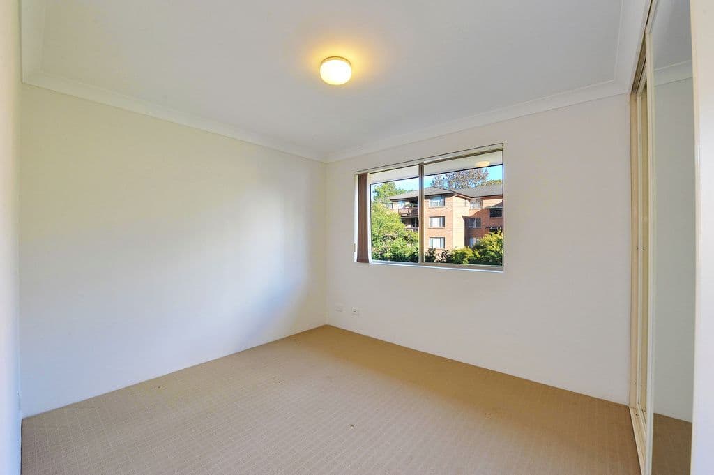 15 Castella Street, Ivanhoe East, Ivanhoe East - Thumbnail 6