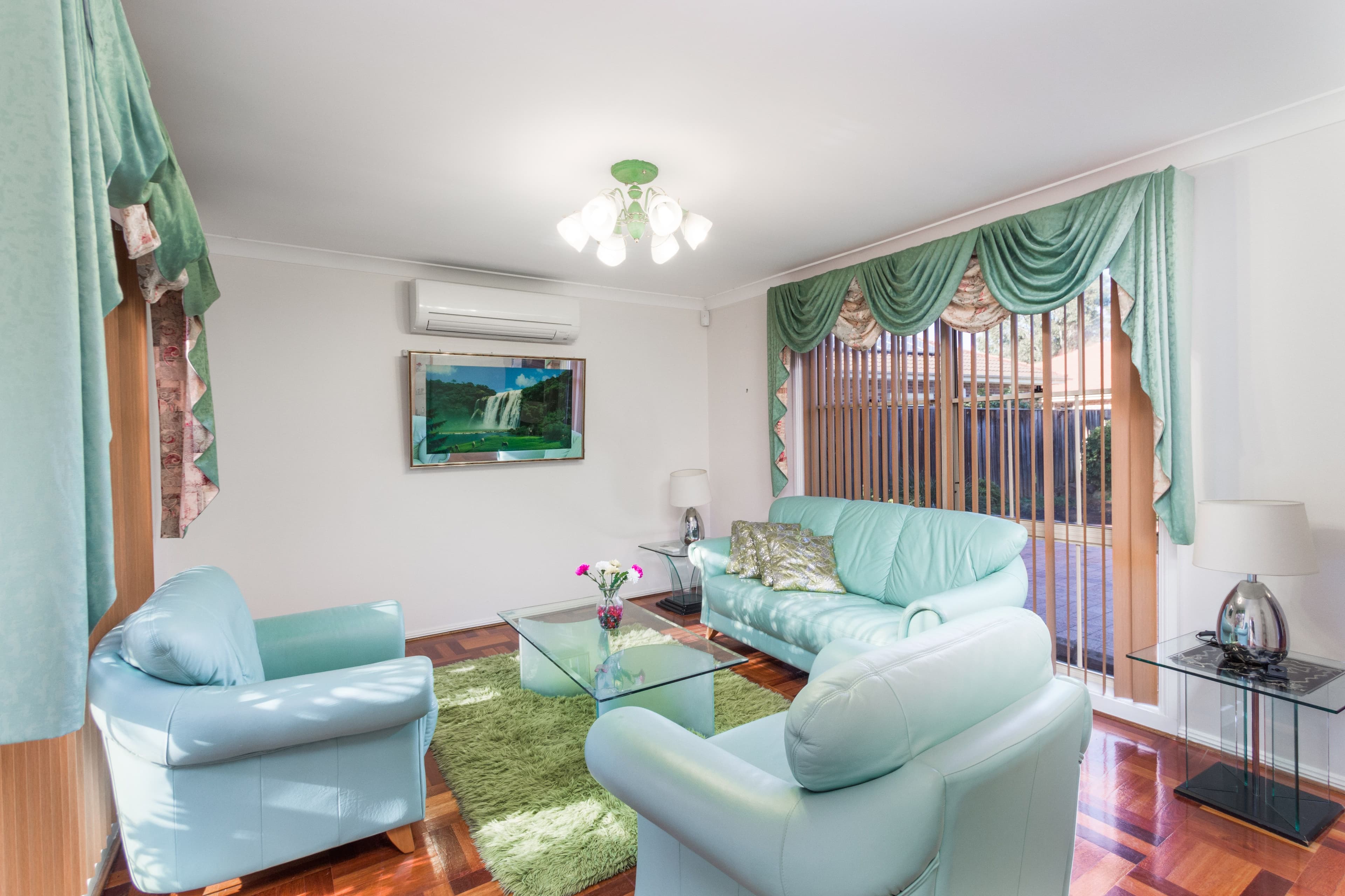 3 Clinker Grove, Woodcroft - Thumbnail 3