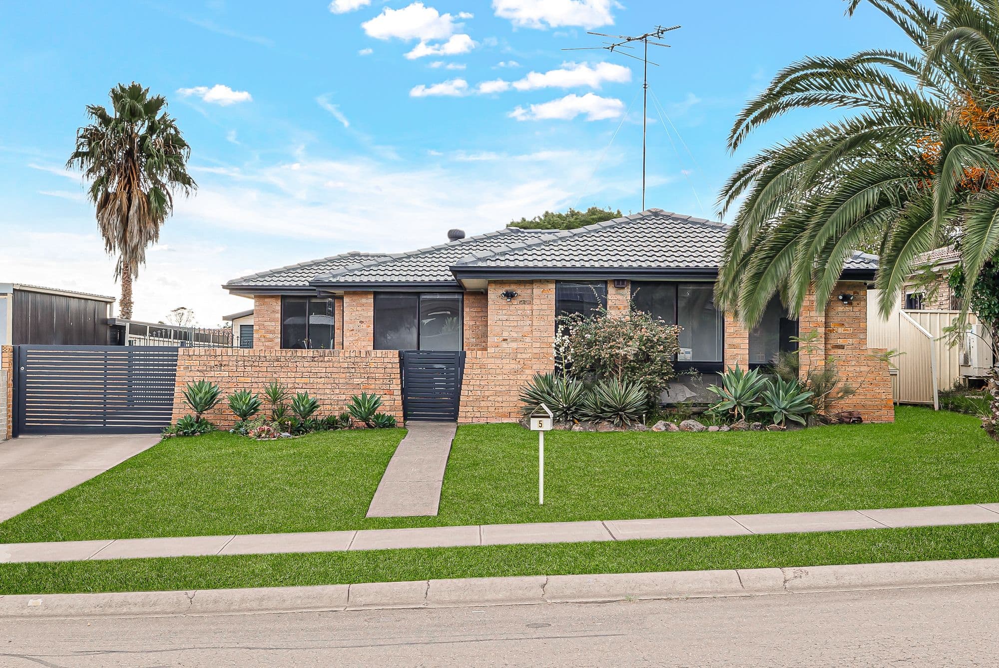 5 Alicante Street, Minchinbury NSW 2770, Minchinbury - Image 1