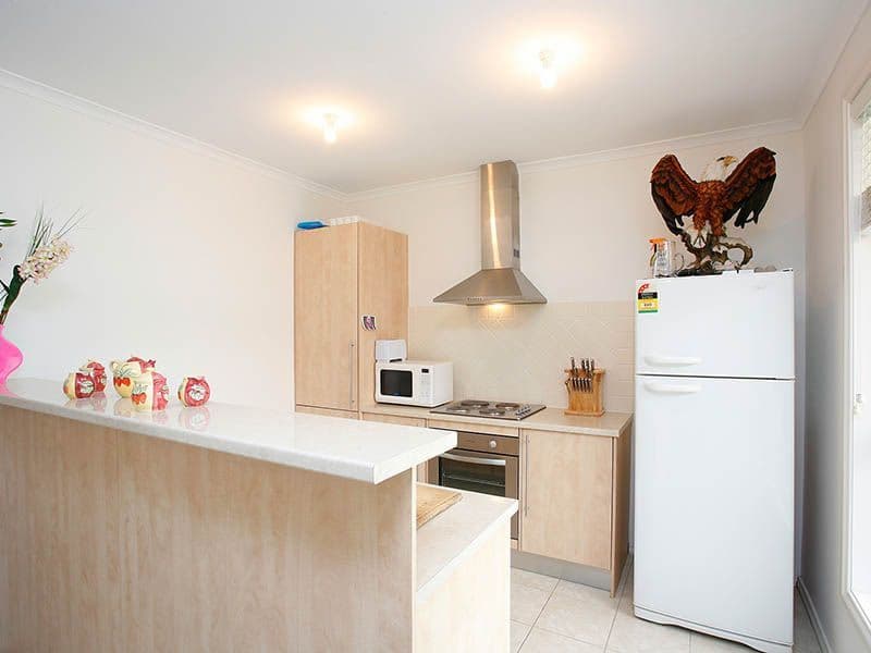 8 Sweetman Avenue, ENCOUNTER BAY SA 5211, Encounter Bay - Thumbnail 4