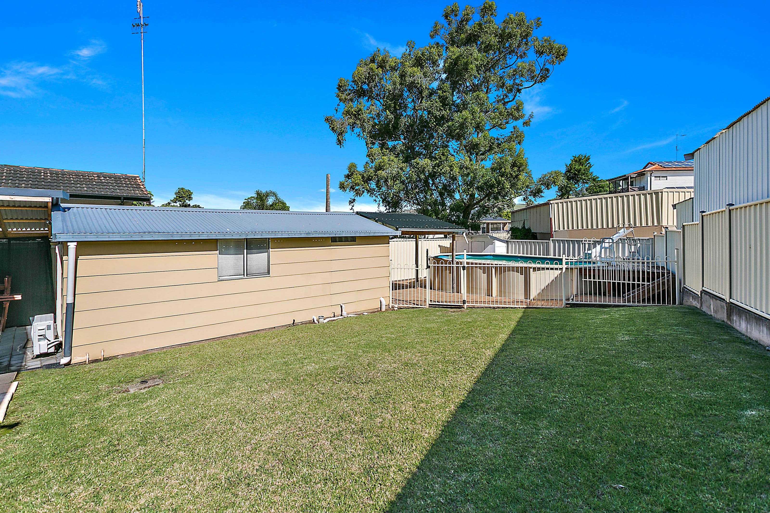 55 Simpson Parade, Albion Park - Thumbnail 3