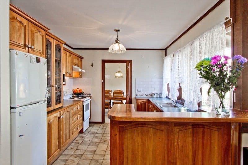 2 Pine Lodge Crescent, Grange SA 5022, Grange - Thumbnail 8