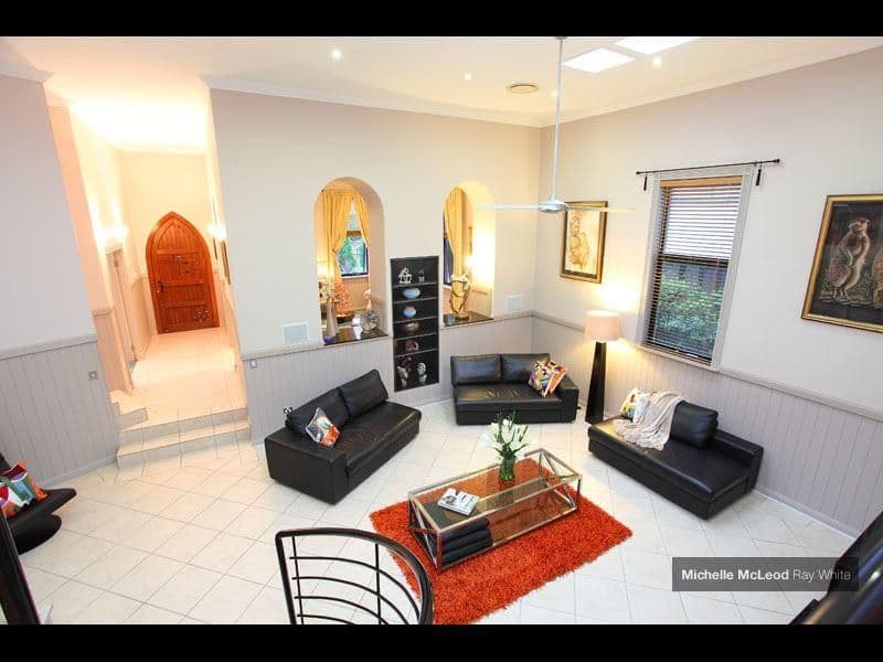 50 Ardes Street, CHAPEL HILL QLD 4069, Chapel Hill - Thumbnail 2