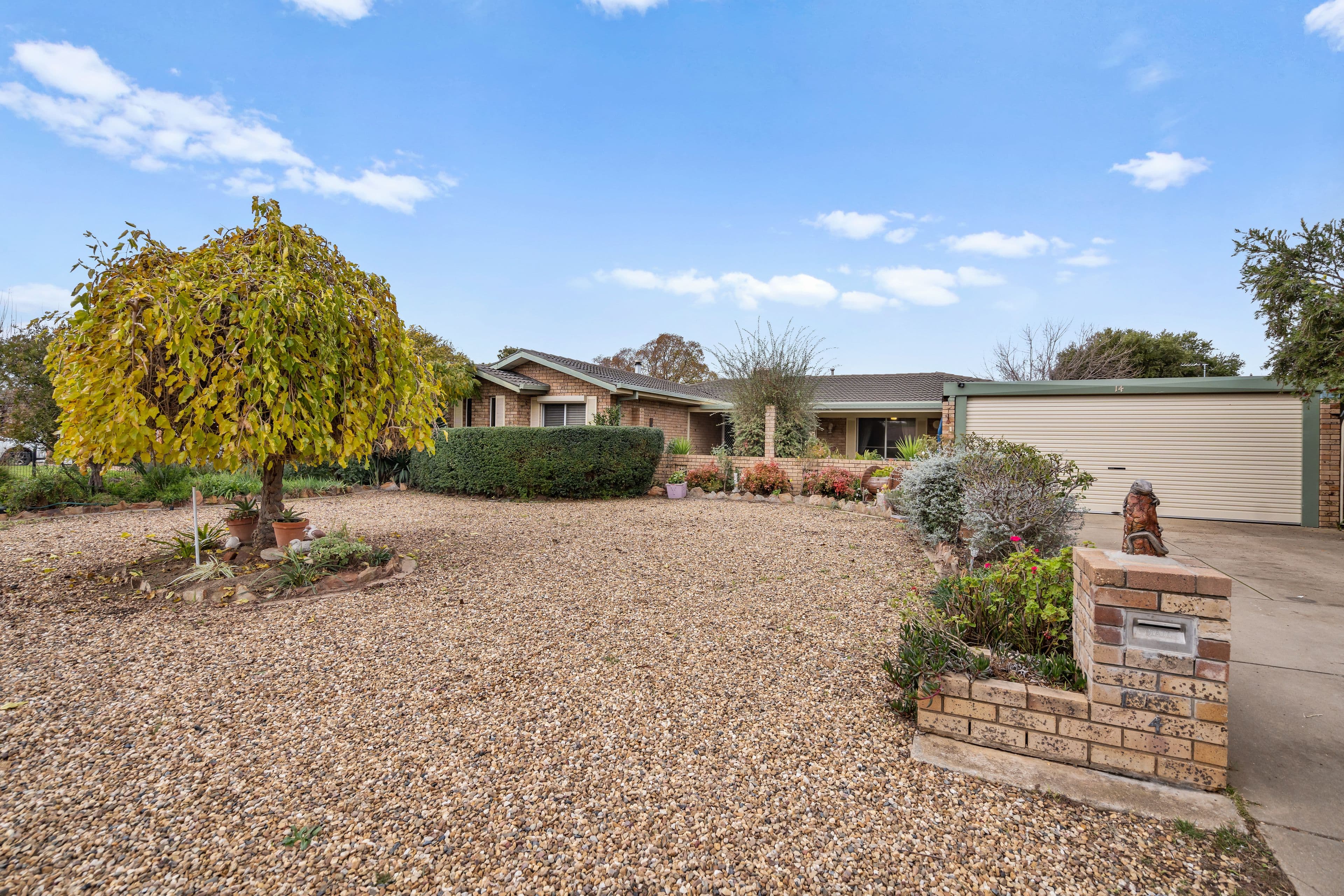 14 Melkin Avenue, Glenfield Park NSW 2650, Glenfield Park - Image 1
