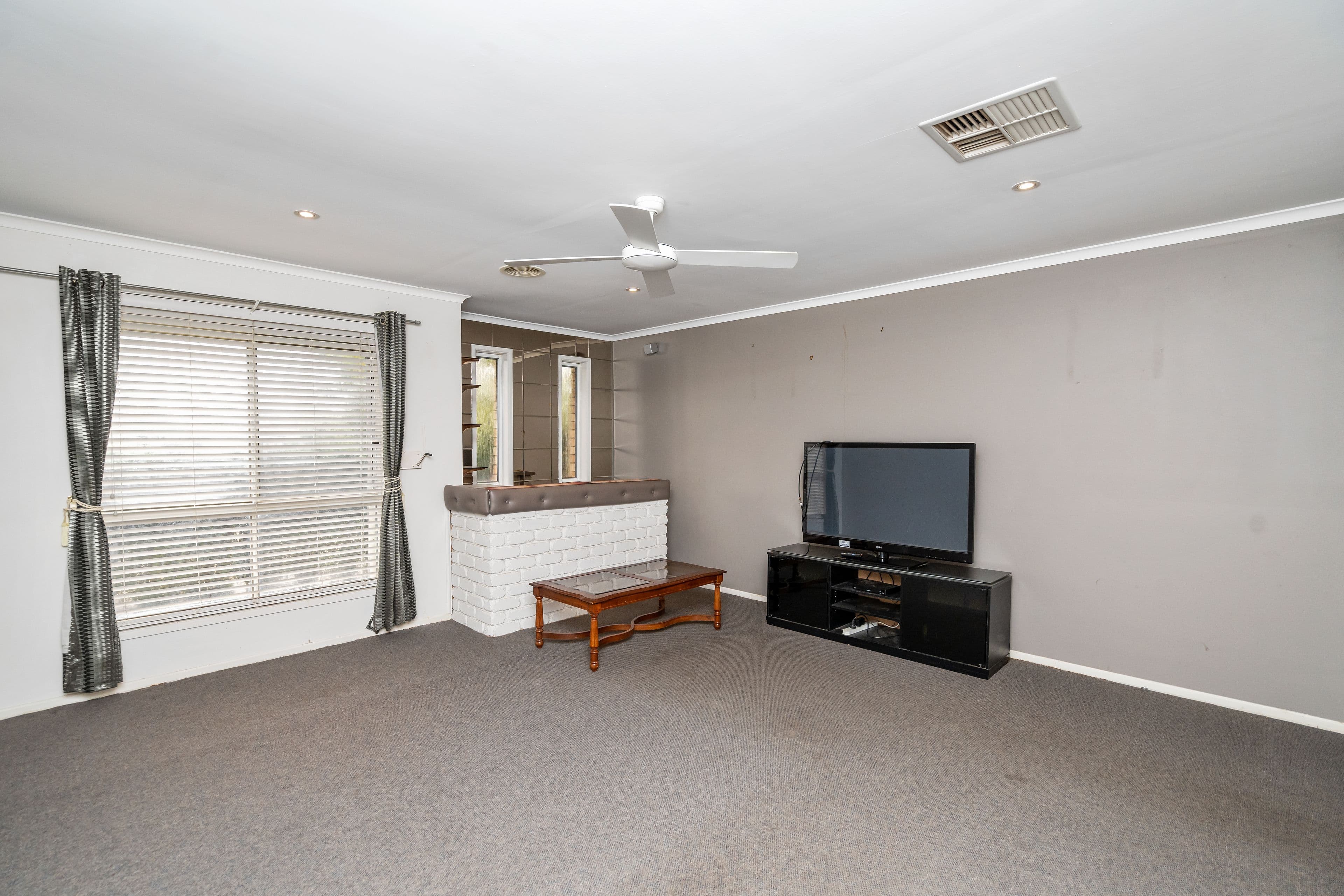 14 Melkin Avenue, Glenfield Park NSW 2650, Glenfield Park - Thumbnail 6