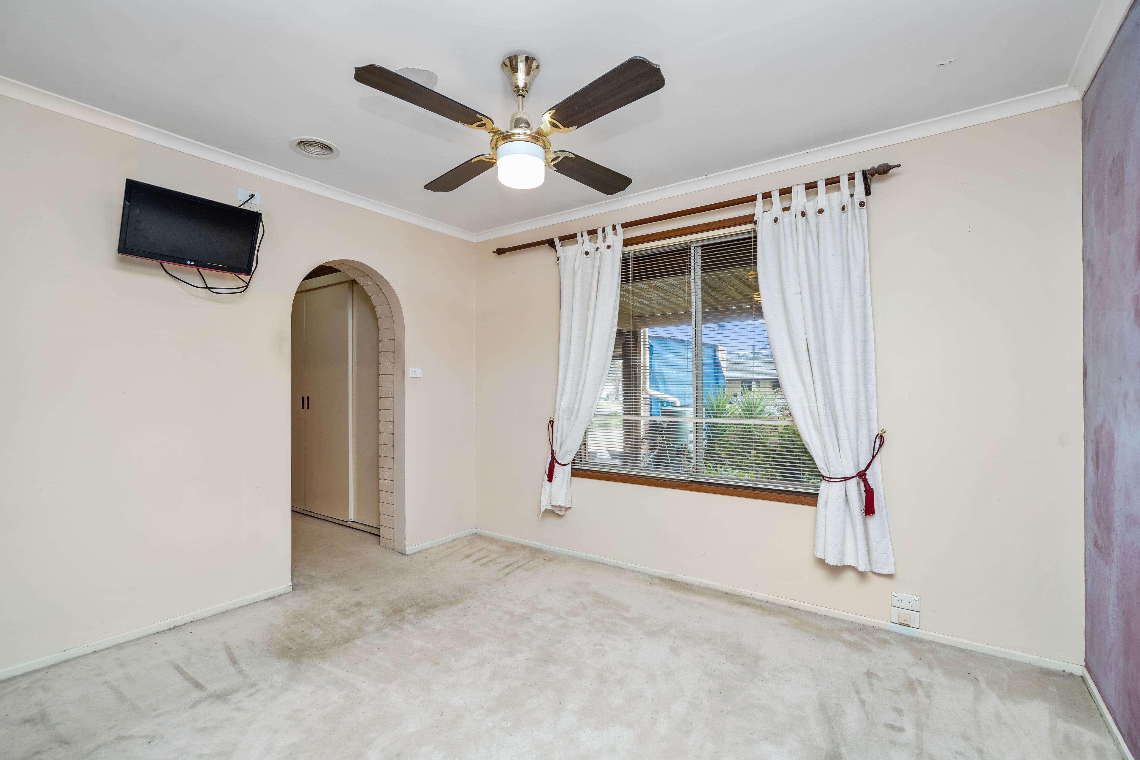 14 Melkin Avenue, Glenfield Park NSW 2650, Glenfield Park - Thumbnail 8