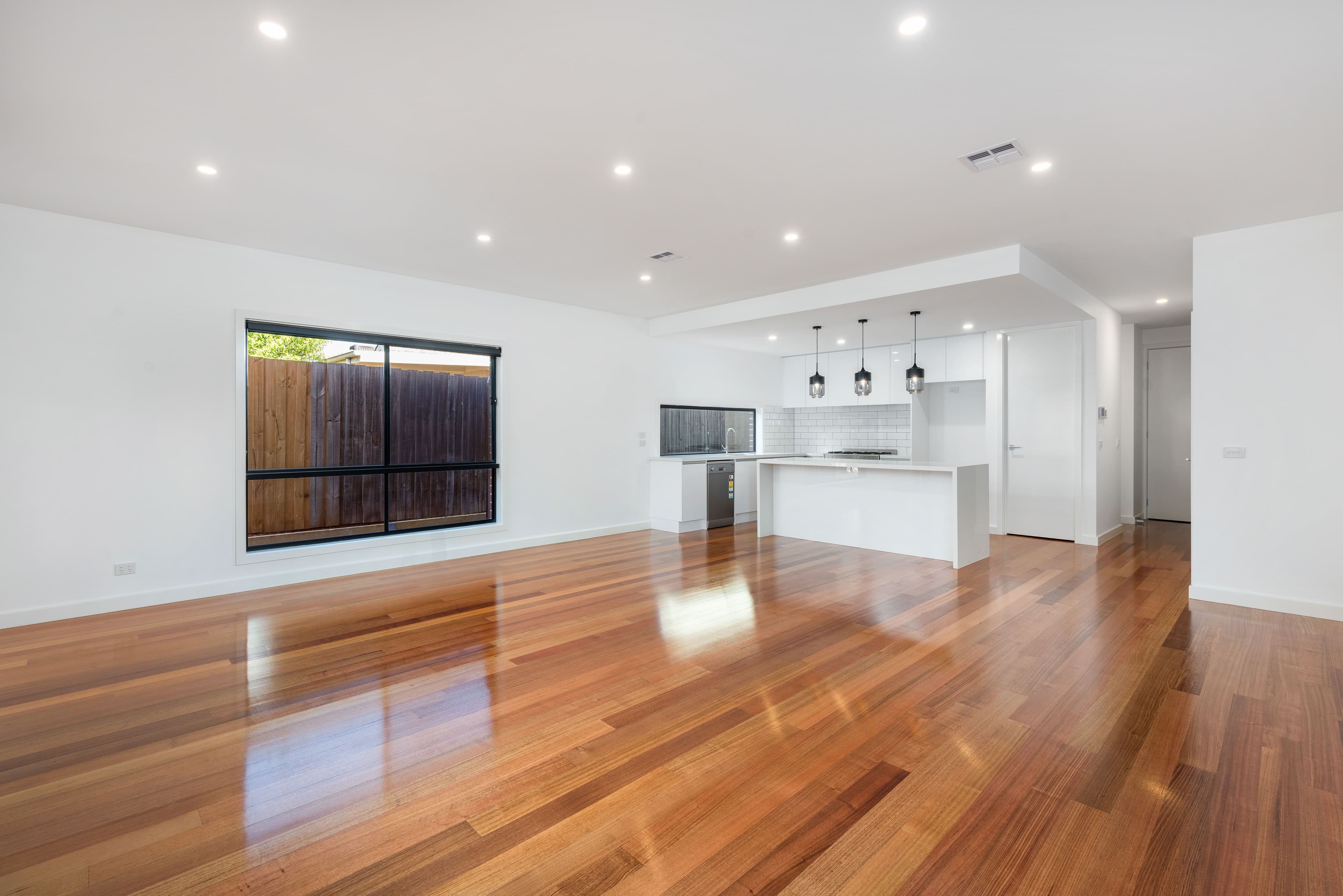 34 Collins Street, Heidelberg Heights VIC 3081, Heidelberg Heights - Thumbnail 3