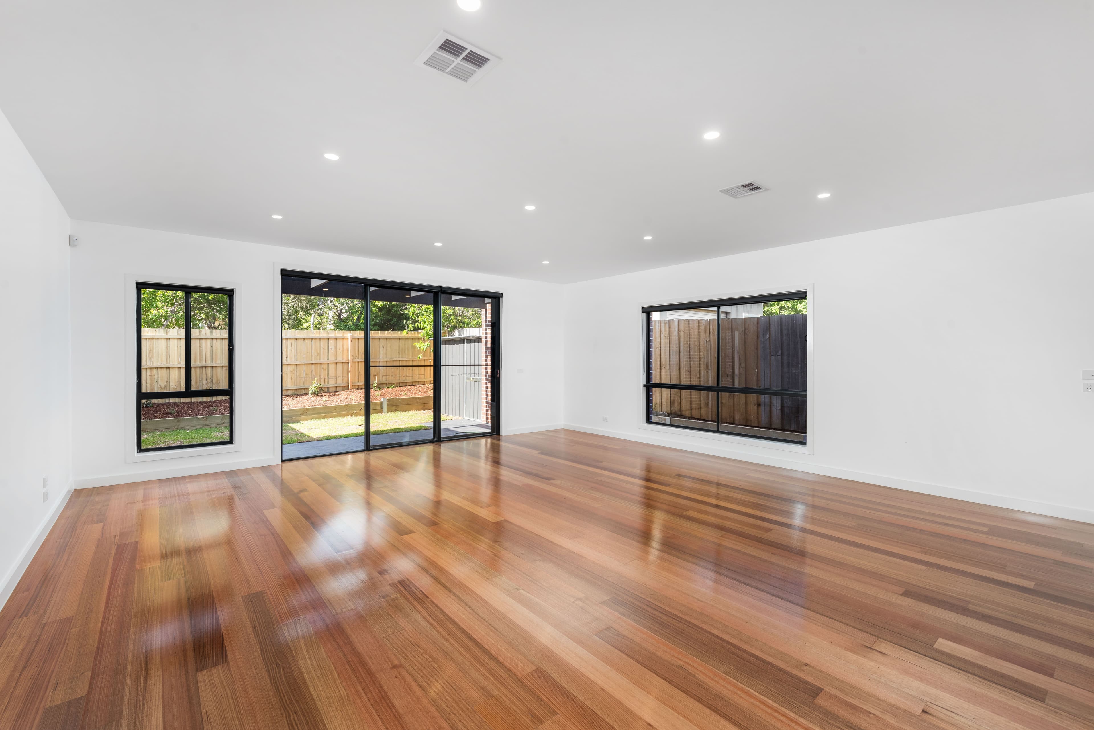 34 Collins Street, Heidelberg Heights VIC 3081, Heidelberg Heights - Thumbnail 4