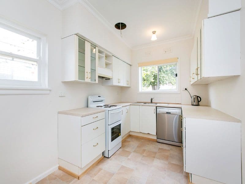 112 Chapel Road, Moorabbin VIC 3189, Moorabbin - Thumbnail 4