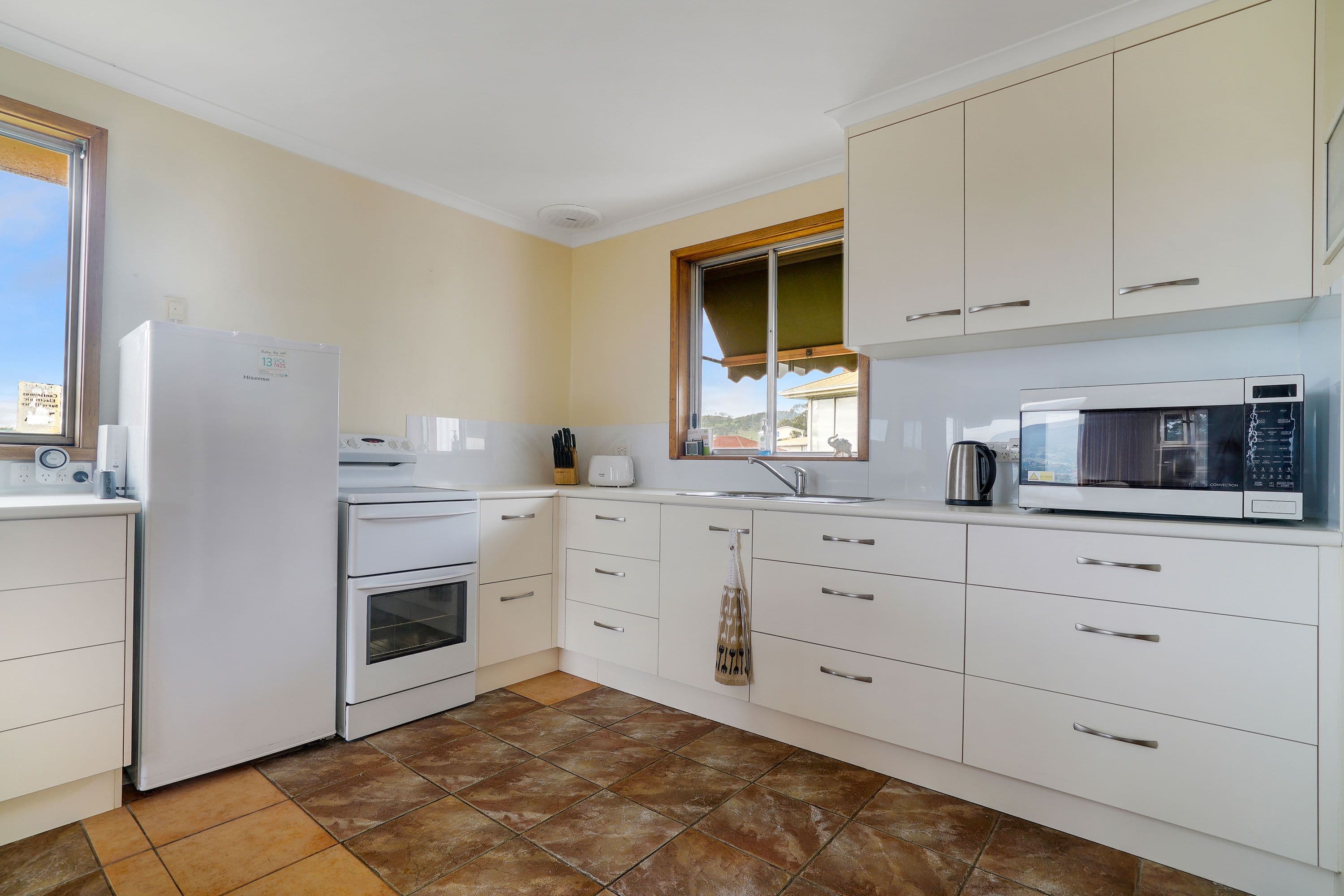 16 Lamprill Circle, Herdsmans Cove TAS 7030, Herdsmans Cove - Thumbnail 4