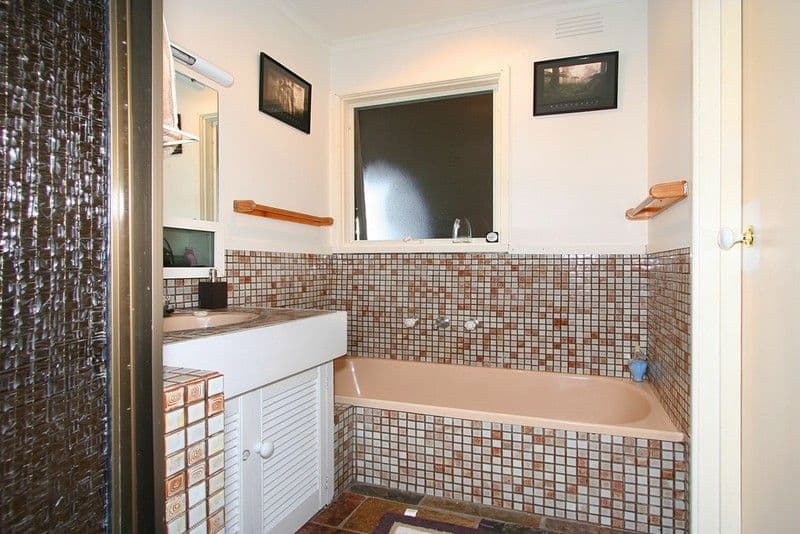 1 Harwell Road, FERNTREE GULLY VIC 3156, Ferntree Gully - Thumbnail 5