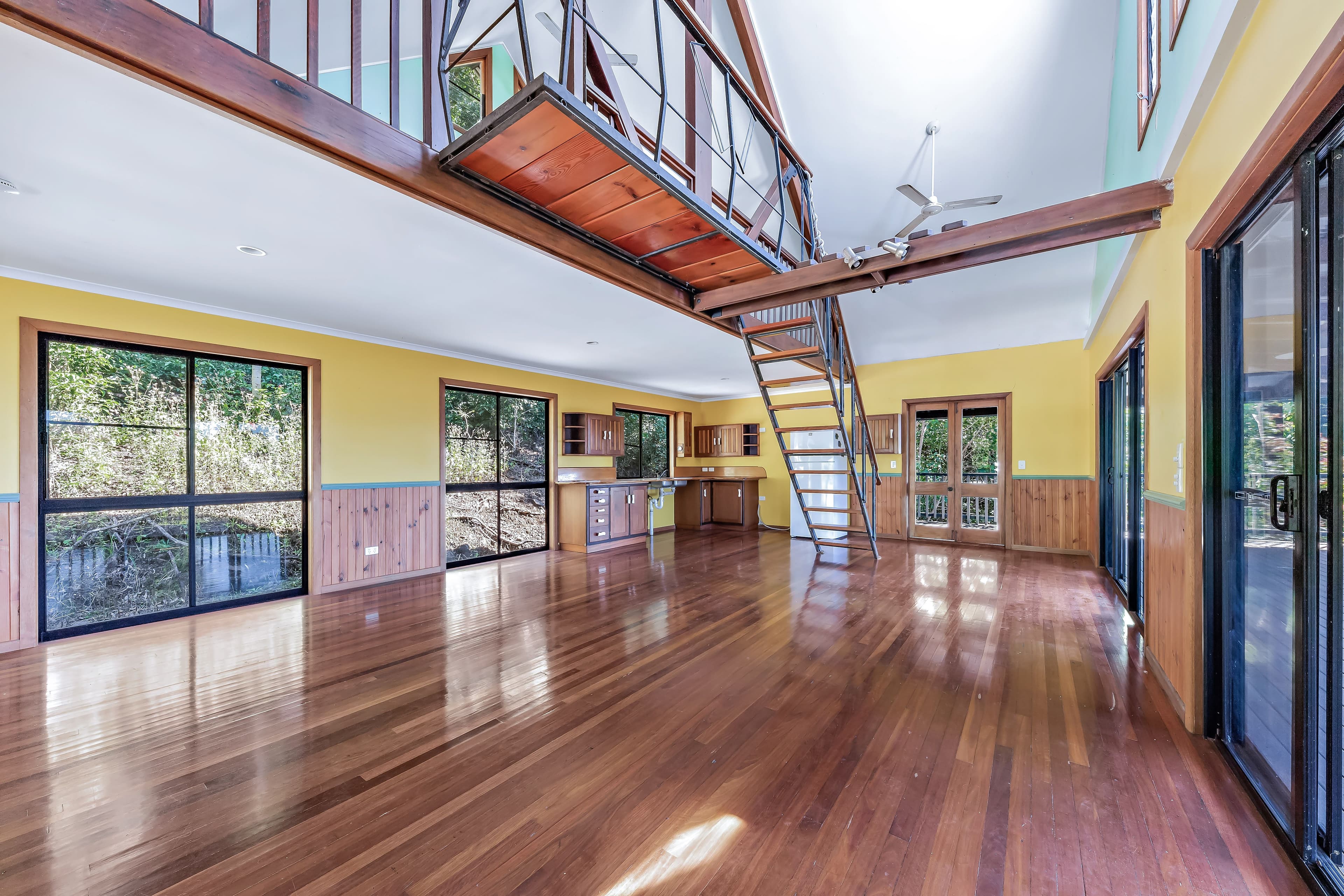 58 Moon Crescent, Sugarloaf QLD 4800, Sugarloaf - Thumbnail 3