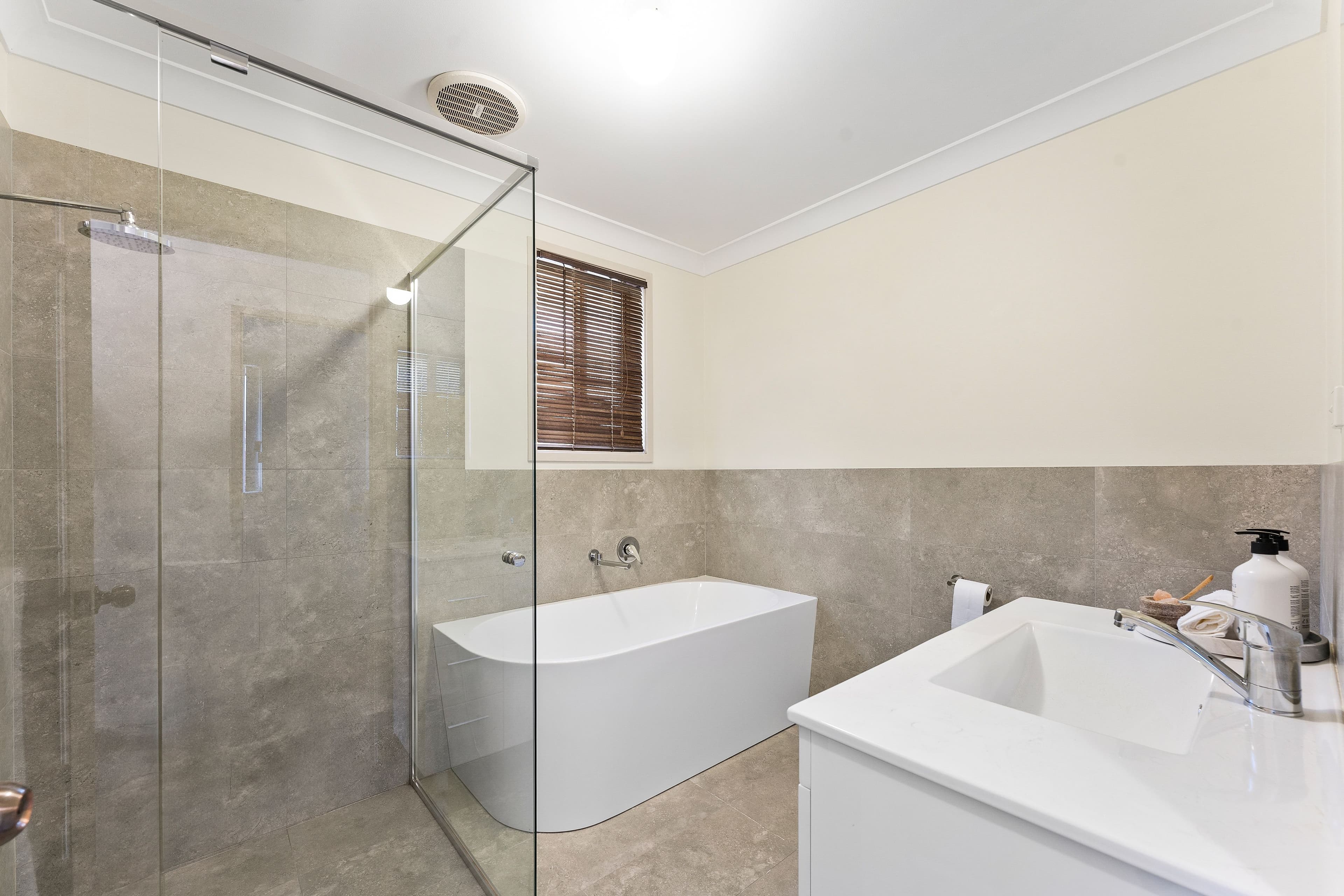 3/3 Panbula Place, Flinders NSW 2529, Flinders - Thumbnail 6