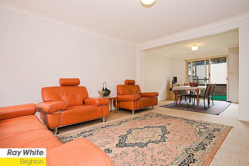 130 Glenfield Road, CASULA NSW 2170, Casula - Thumbnail 4