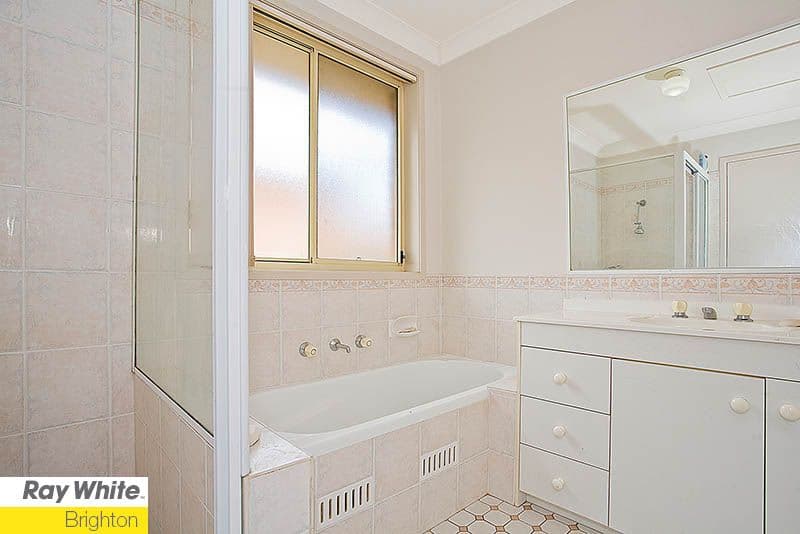 130 Glenfield Road, CASULA NSW 2170, Casula - Thumbnail 7