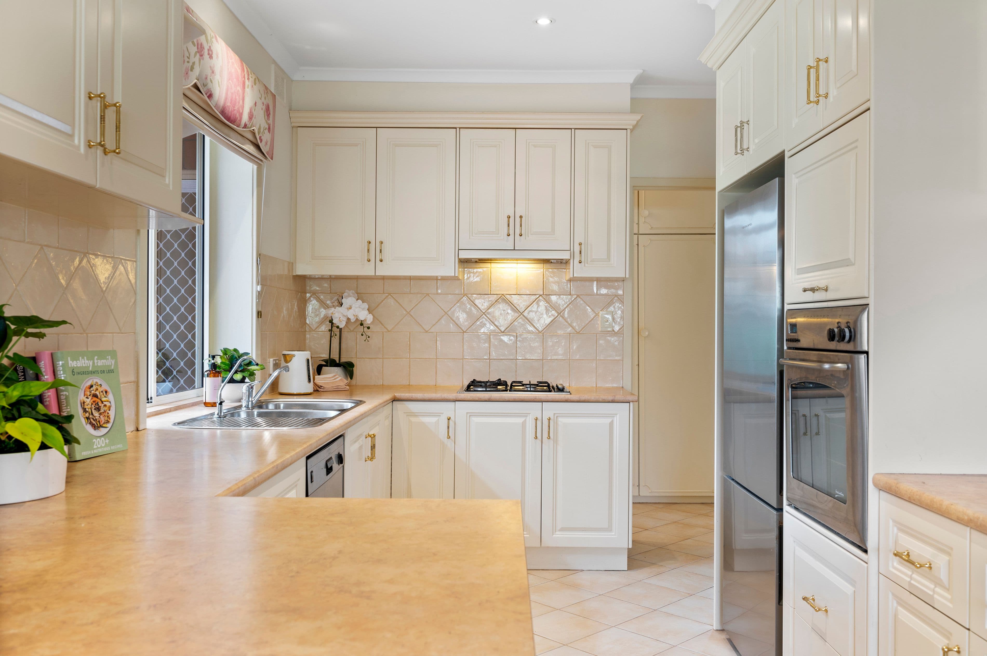 6 Carinya Crescent, Rostrevor SA 5073, Rostrevor - Thumbnail 5