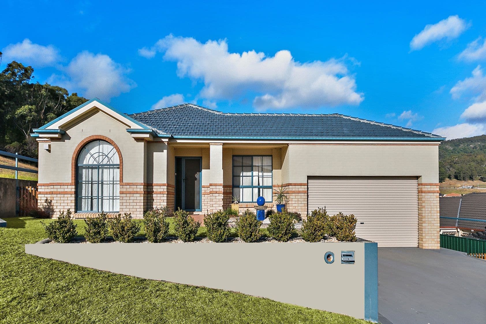8 Ashton Close, Albion Park - Image 1