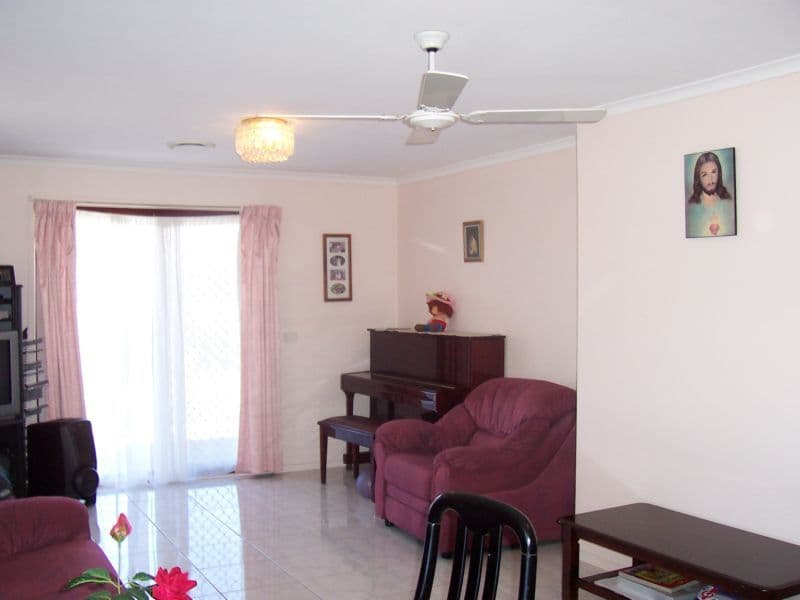 10 Nimbus Court, HAMPTON PARK VIC 3976, Hampton Park - Thumbnail 6