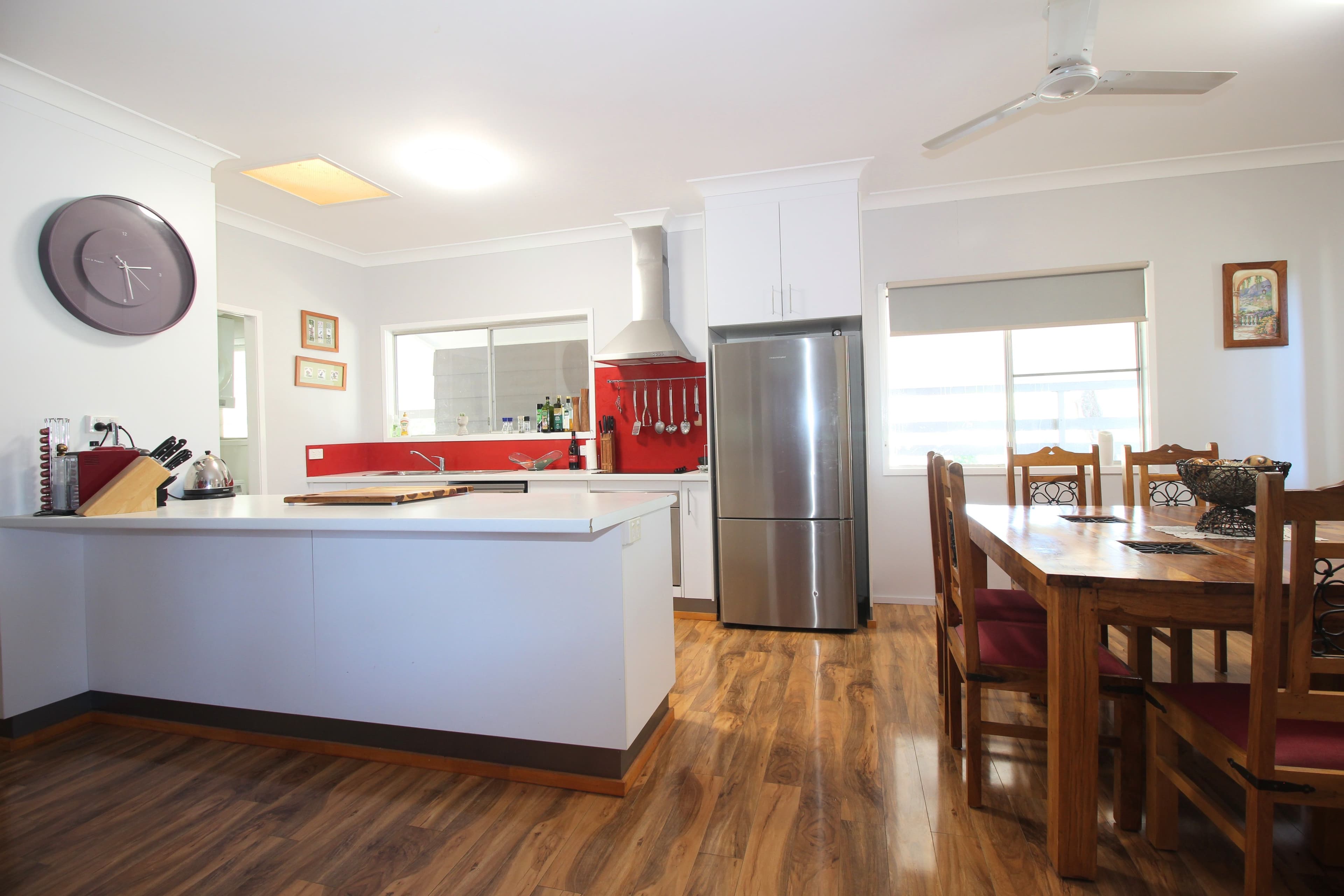 121 Harris Street, Emerald QLD 4720, Emerald - Thumbnail 7