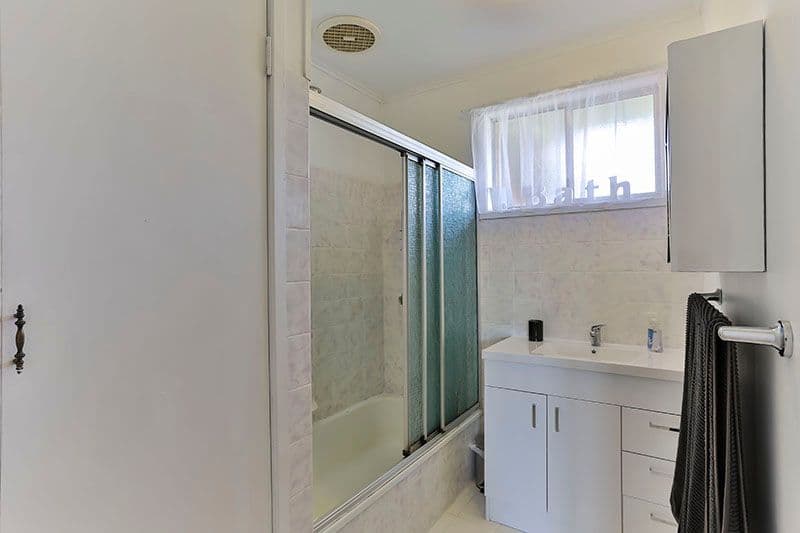 8 Sampson Street, WILSONTON QLD 4350, Wilsonton - Thumbnail 8