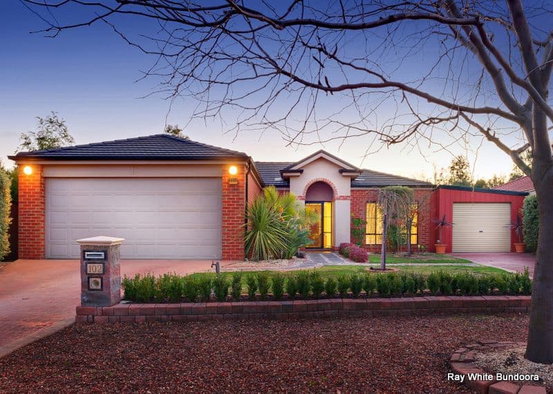 102 Bramble Crescent, BUNDOORA VIC 3083, Bundoora - Image 1