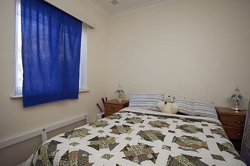 67 Temby Avenue, KALAMUNDA WA 6076, Kalamunda - Thumbnail 7