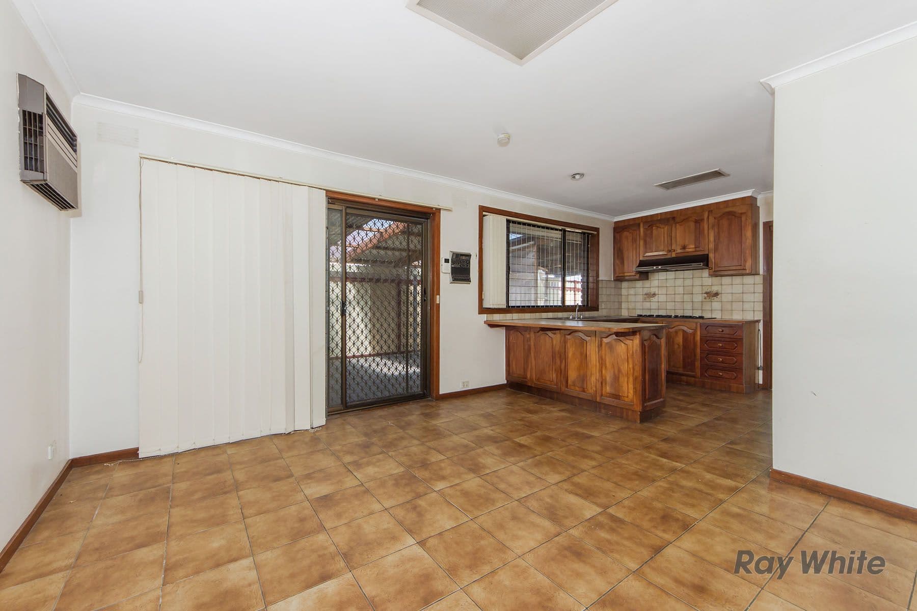 64 Denton Avenue, St Albans VIC 3021, St Albans - Thumbnail 5
