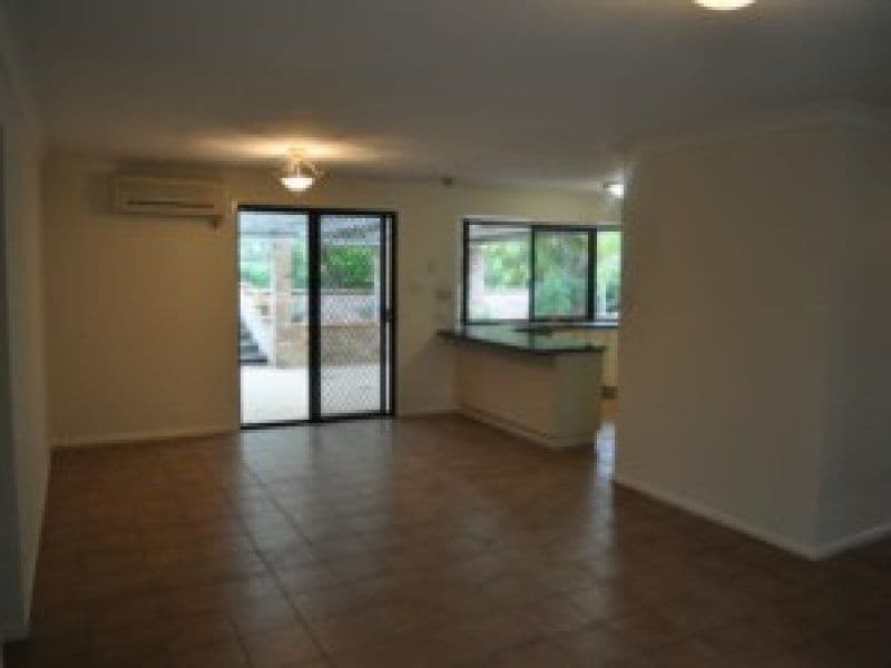 13 Klipspringer Court, GREENBANK QLD 4124, Greenbank - Thumbnail 4