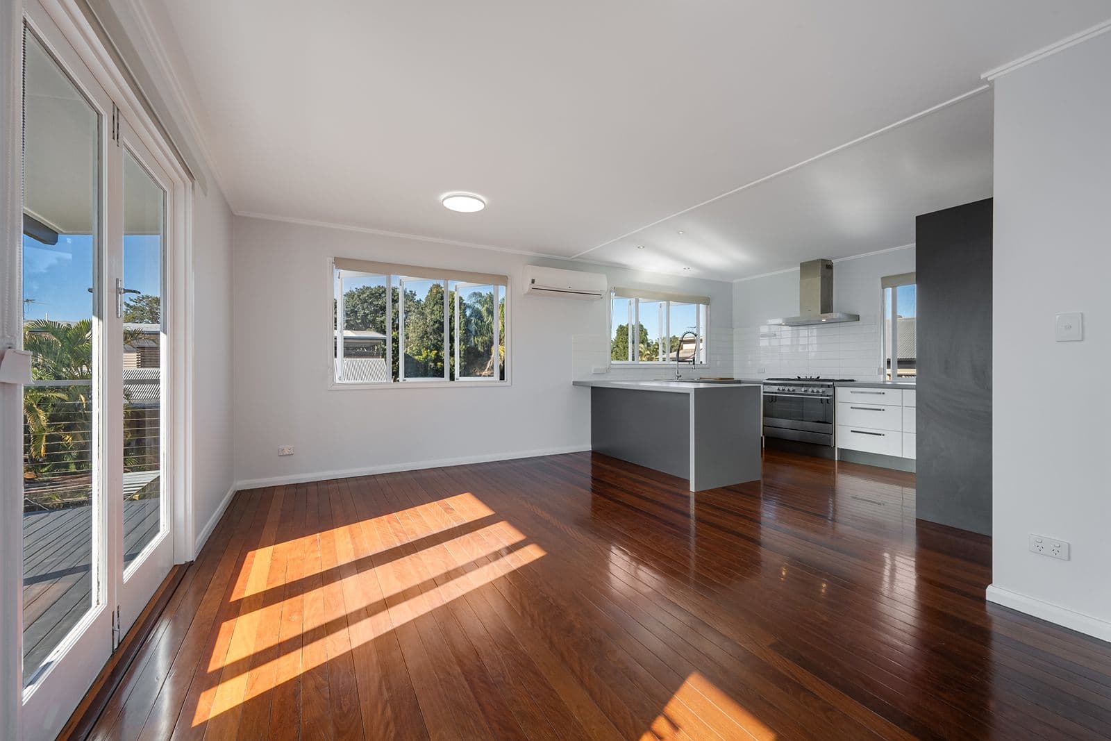 71 Queens Parade, Brighton QLD 4017, Brighton - Thumbnail 2