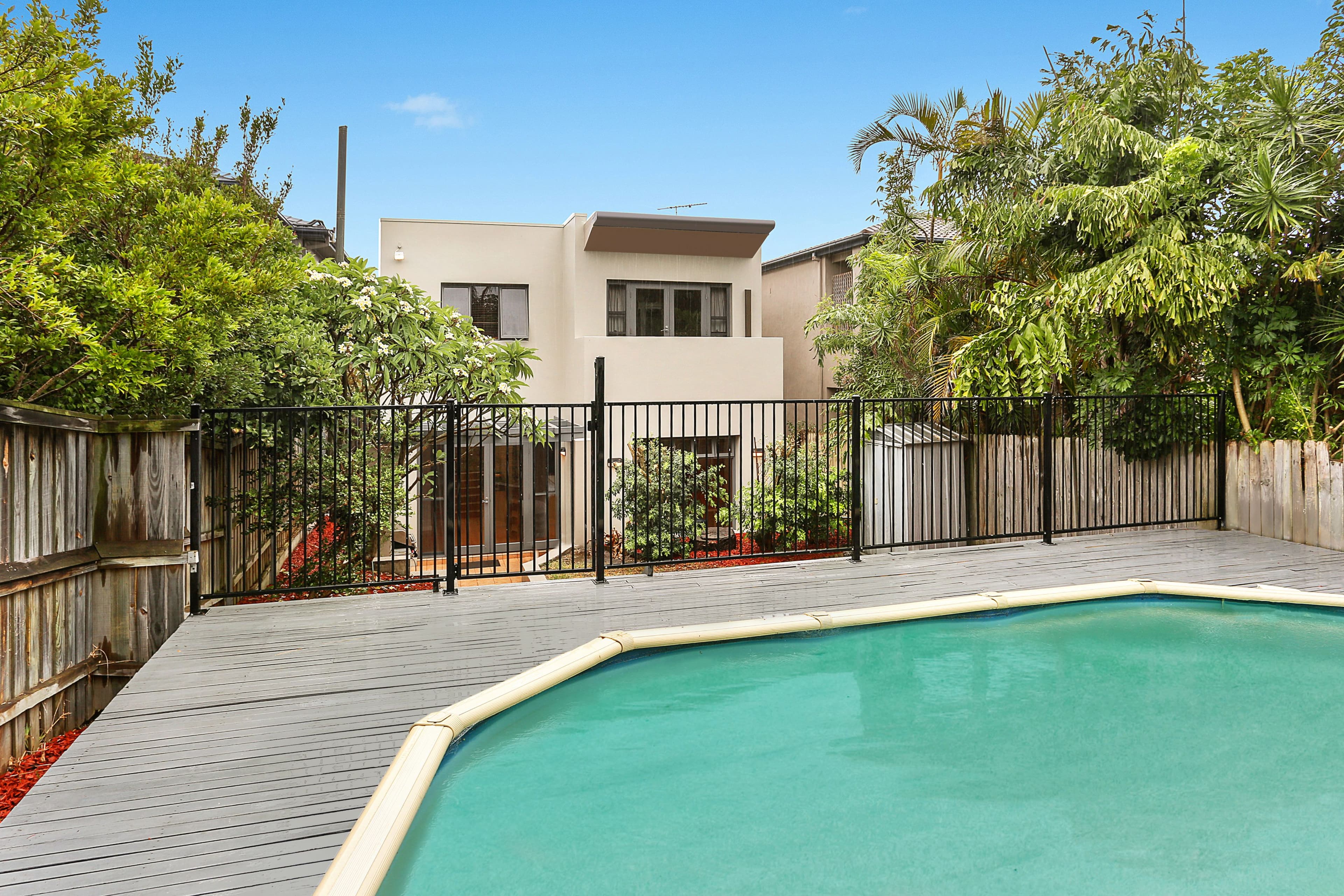 16 Patterson Street, North Bondi - Image 1