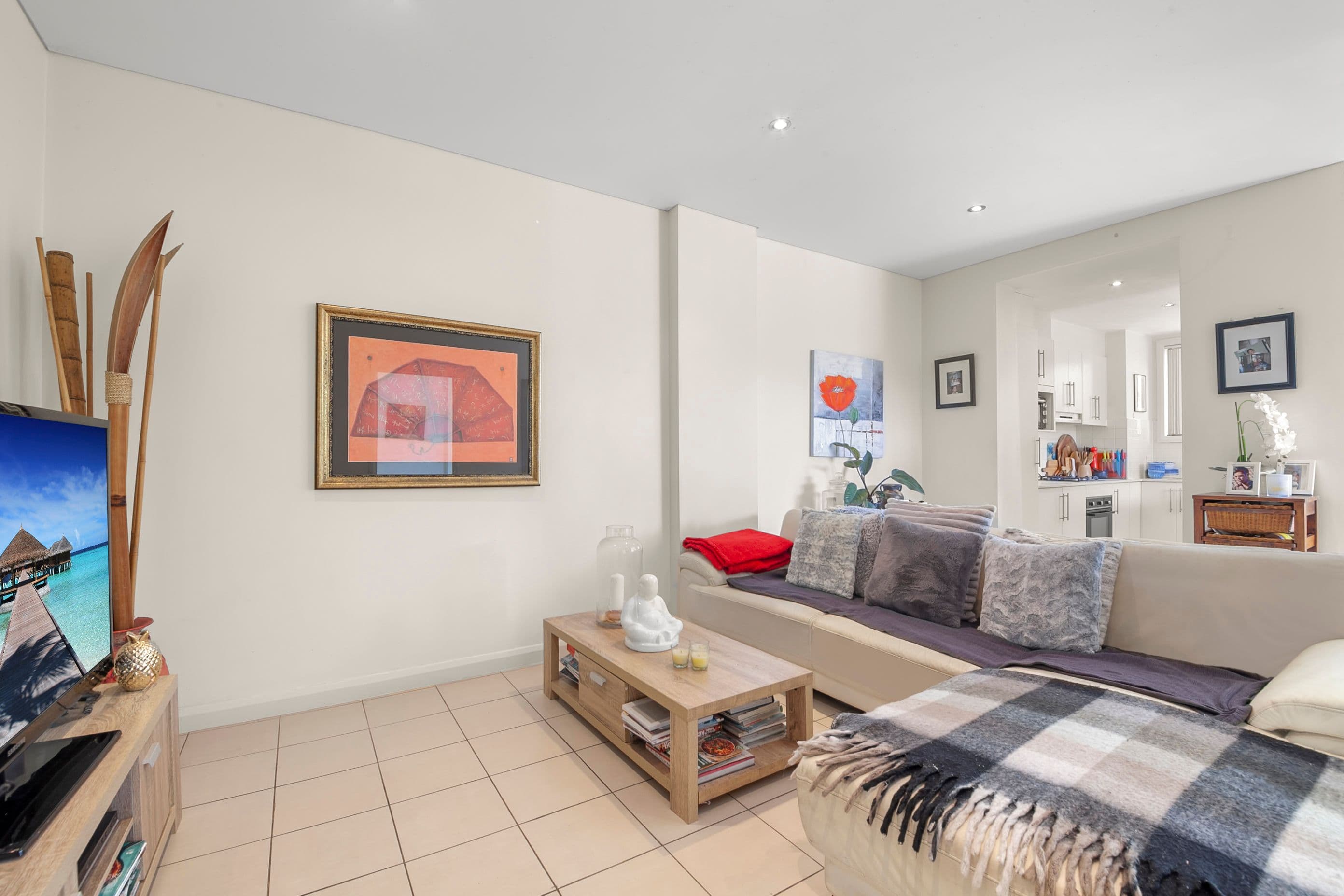 10 Oaks Avenue, Dee Why NSW 2099, Dee Why - Thumbnail 2