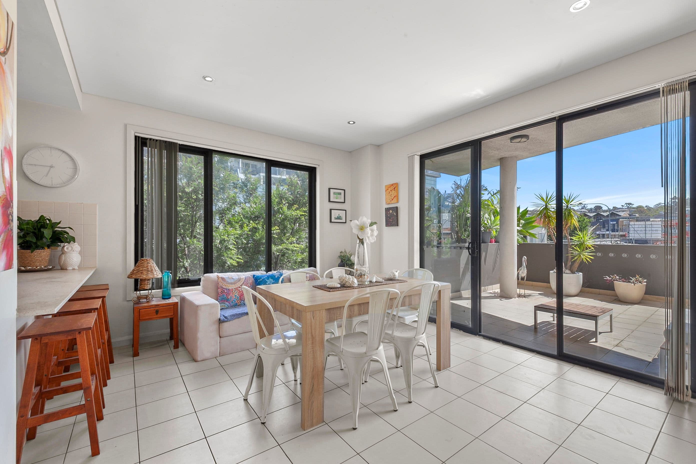 10 Oaks Avenue, Dee Why NSW 2099, Dee Why - Thumbnail 4