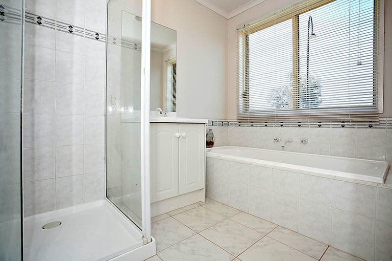 1 Carex Way, SOUTH MORANG VIC 3752, South Morang - Thumbnail 8