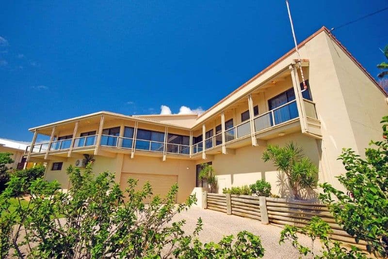 51 Poinciana Avenue, YEPPOON QLD 4703, Yeppoon - Thumbnail 2