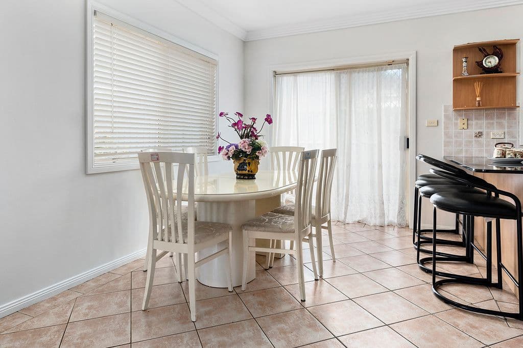 8 Stella Drive, Green Valley - Thumbnail 3