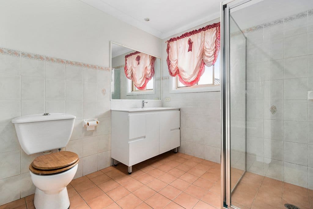 8 Stella Drive, Green Valley - Thumbnail 7
