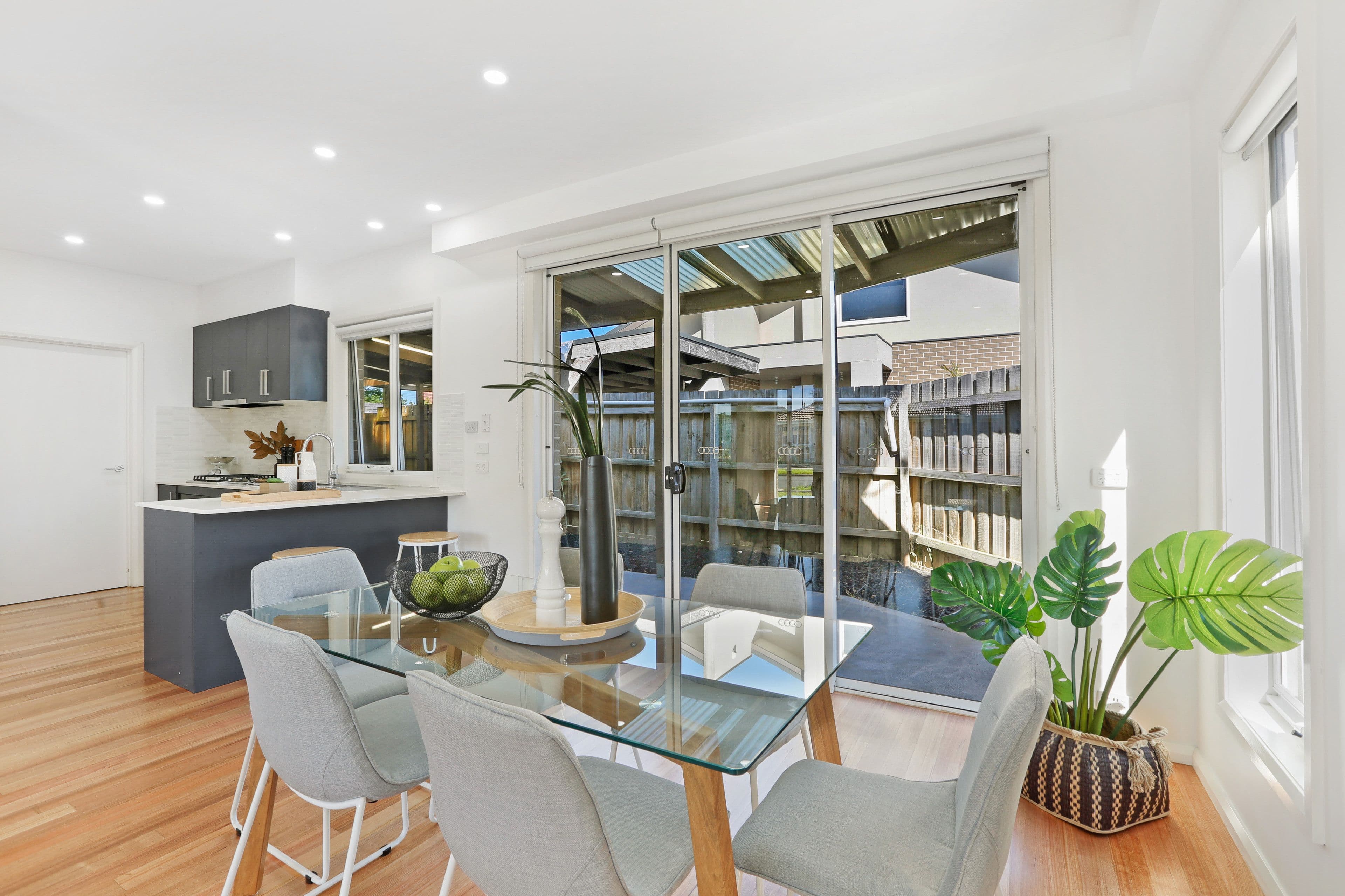 15 Cromwell Street, Glenroy VIC 3046, Glenroy - Thumbnail 4